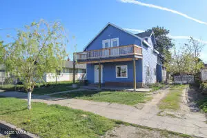 705 S Satus Ave, Wapato, WA 98951 - #1