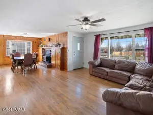 423 S 41st St, Yakima, WA 98901 - #2