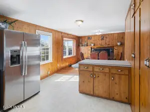 423 S 41st St, Yakima, WA 98901 - #3
