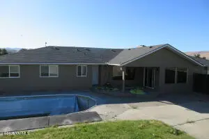 80 Hickory Ln, Selah, WA 98942 - #2