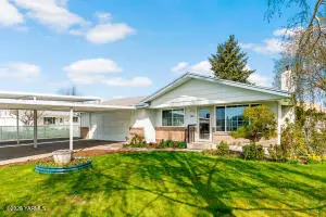 140 Bertsch Cir, Naches, WA 98937 - #1