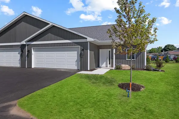 127 N 15th Dr #8, Sturgeon Bay, WI 54235