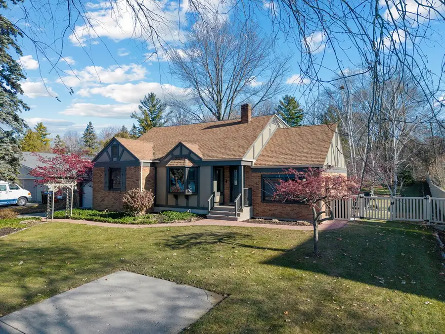 1038 N 3rd Ave, Sturgeon Bay, WI 54235 - Image #2