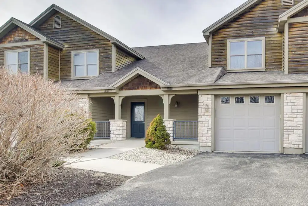 7585 Meadow Ridge Rd #J40, Egg Harbor, WI 54209 - #1