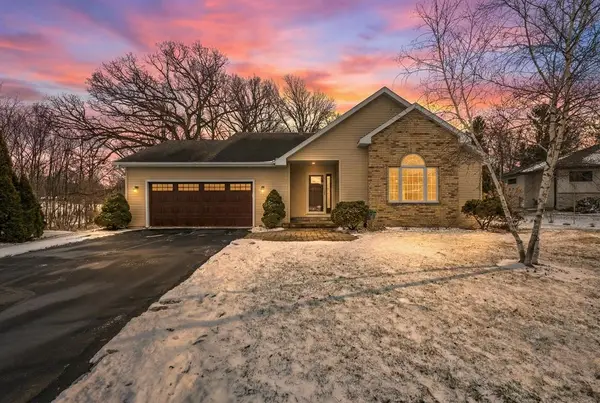 5366 Sand Beach Dr #6, Luxemburg, WI 54217