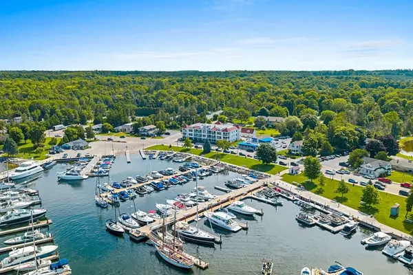 10722 N Bay Shore Dr #104, Sister Bay, WI 54234