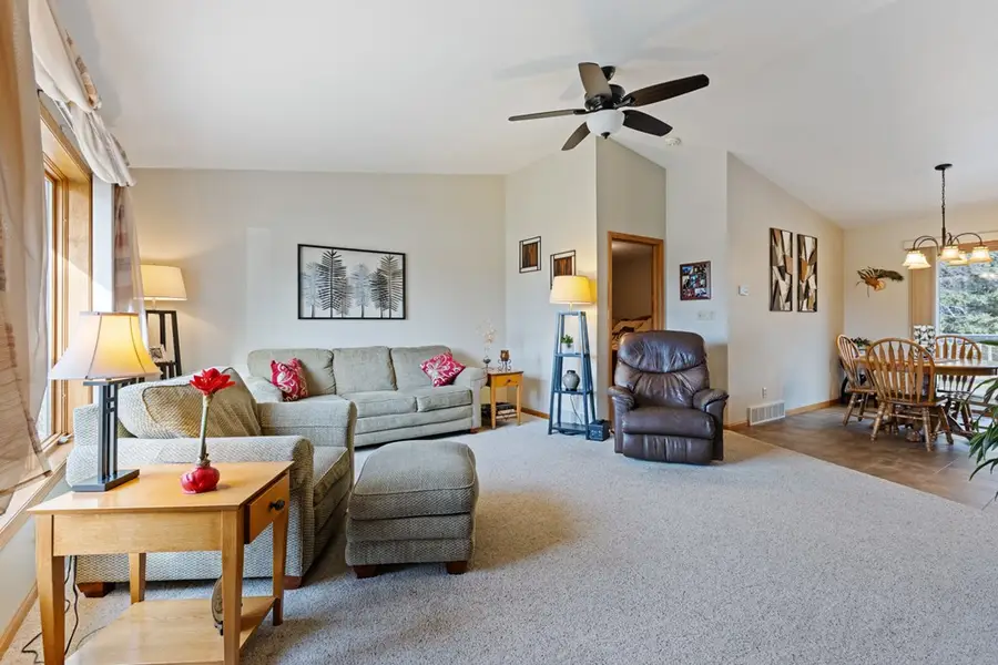 6806 Woodview Dr, Sturgeon Bay, WI 54235 - #3