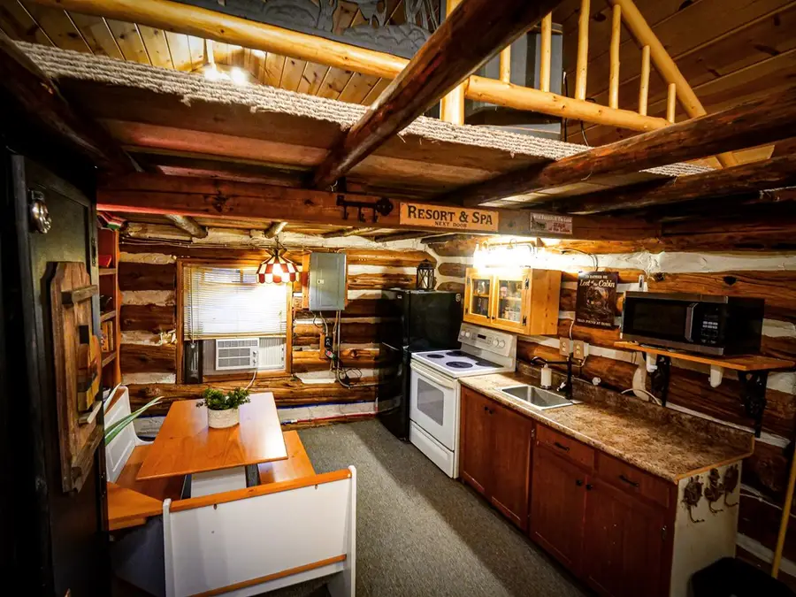 8062 Sand Bay Rd, Sturgeon Bay, WI 54235 - #2