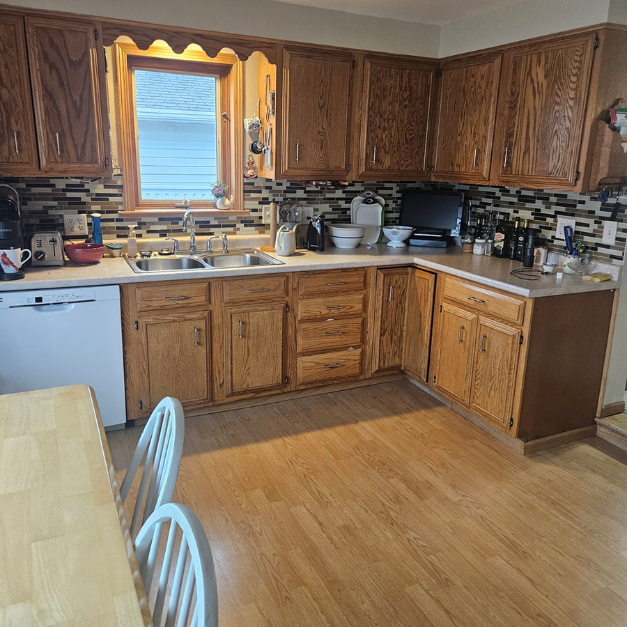 408 Water St, Algoma, WI 54201 - #3