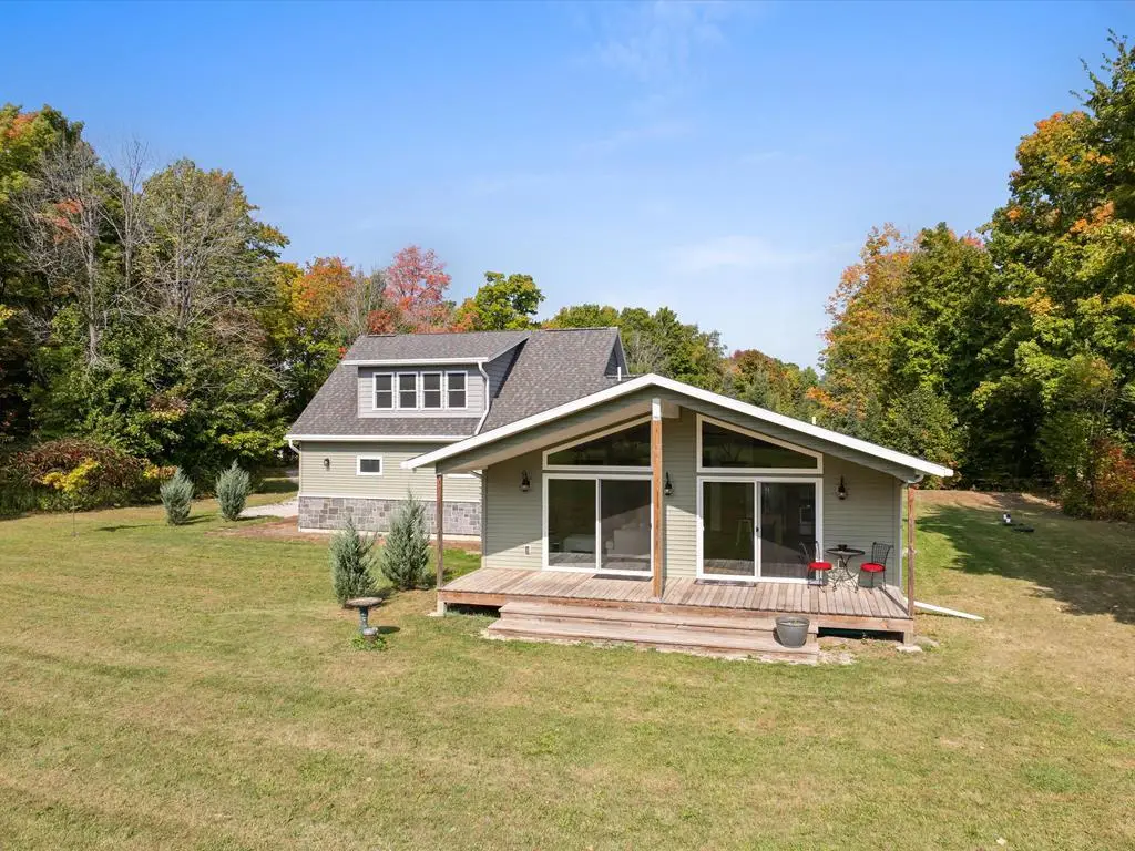 3134 James Way, Sturgeon Bay, WI 54235 - #1