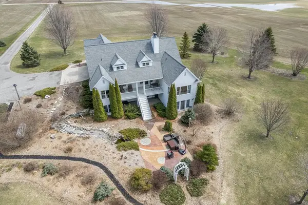 4951 Country View Rd, Sturgeon Bay, WI 54235