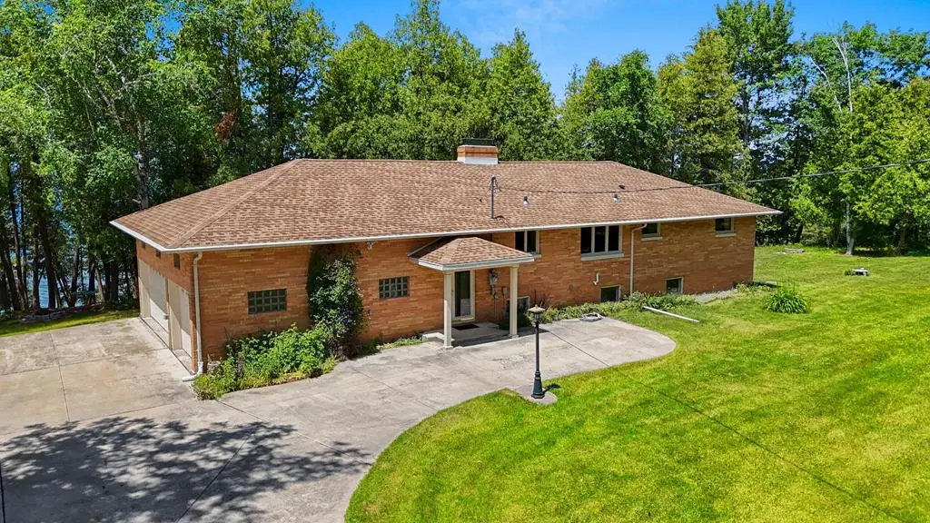 2441 White Star Rd, Brussels, WI 54204 - #1