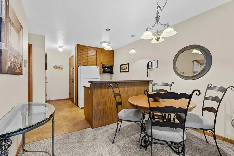 4908 Landmark Cir #204-A1, Egg Harbor, WI 54209 - #2