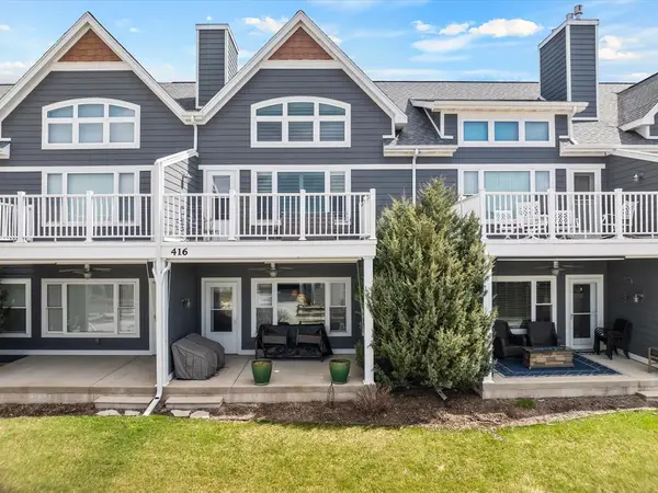 416 S 3rd Ave #104, Sturgeon Bay, WI 54235