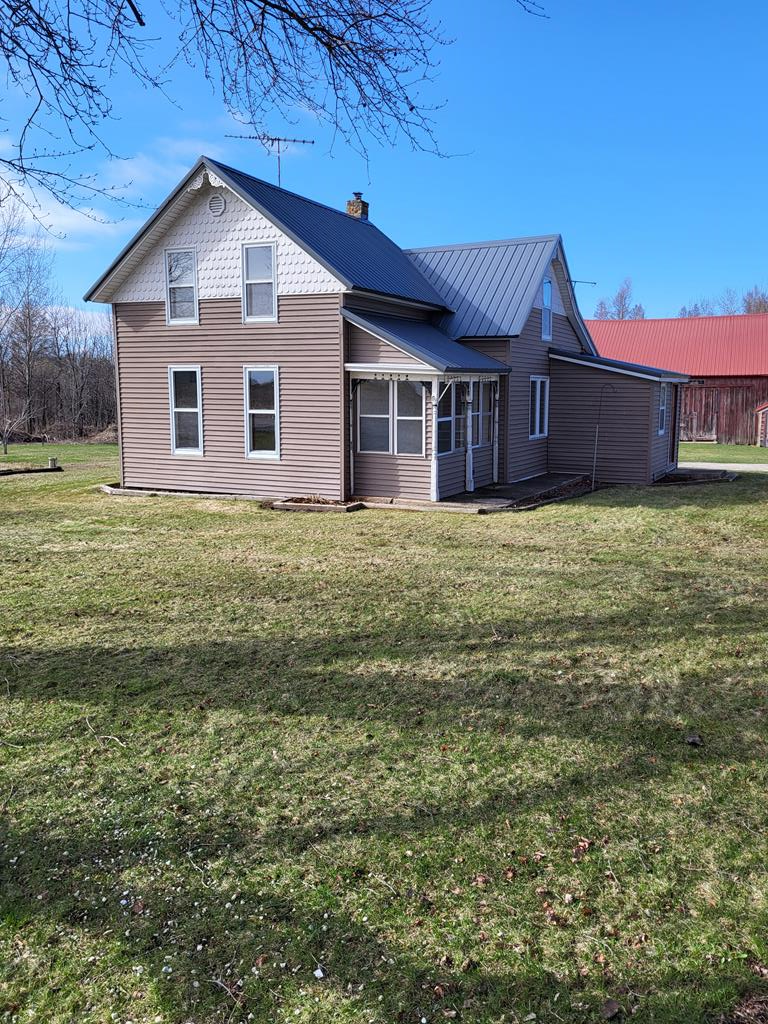 6602 E Center Rd, Sturgeon Bay, WI 54235 - #1
