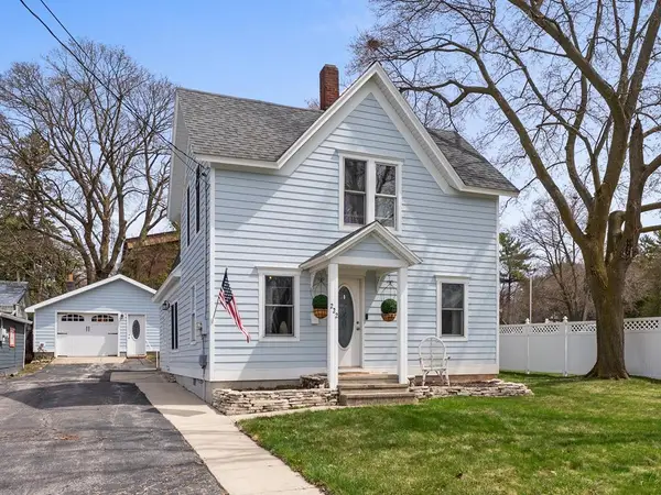 222 N 7th Ave, Sturgeon Bay, WI 54235