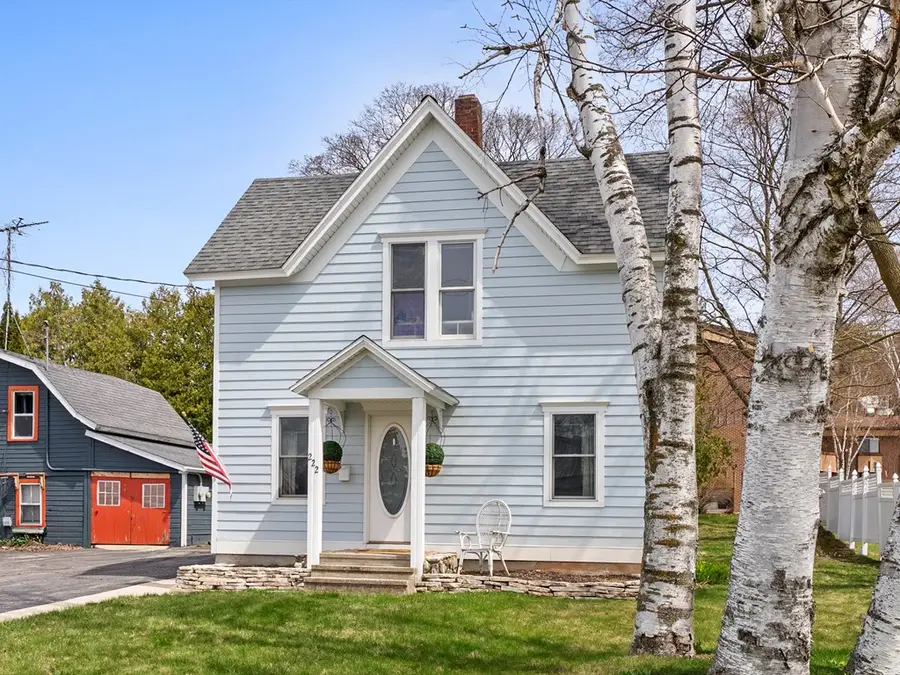 222 N 7th Ave, Sturgeon Bay, WI 54235 - #2