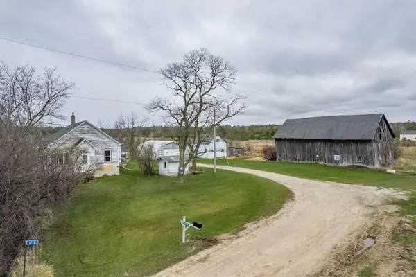6776 Djuplin Rd, Sturgeon Bay, WI 54235