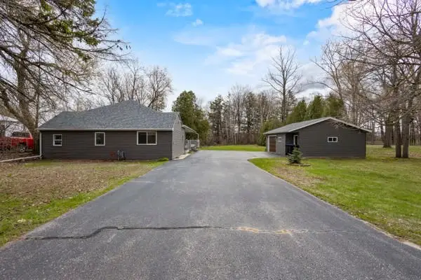 616 S Neenah Ave, Sturgeon Bay, WI 54235 - #2