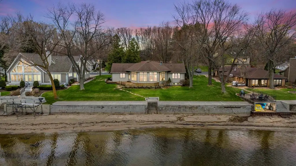 6051 Sunset Shores Rd, Luxemburg, WI 54217 - #1