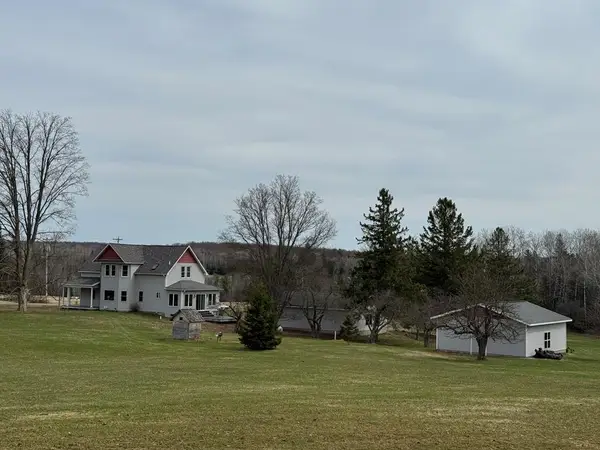 2695 Miller Rd, Florence, WI 54121