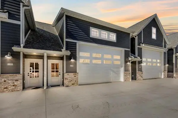 1807 Utah St #5, Sturgeon Bay, WI 54235