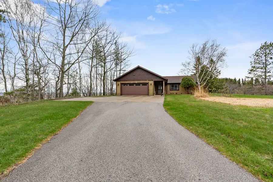 1000 County Rd U, Sturgeon Bay, WI 54235 - #2