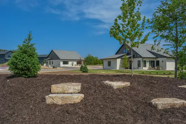 4120 Choke Cherry Ln Unit 3302 #3302, Fish Creek, WI 54212