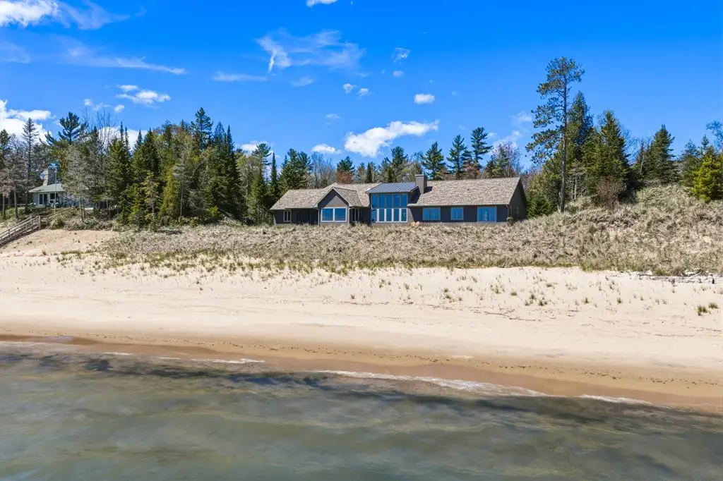 4124 Glidden Dr, Sturgeon Bay, WI 54235 - #1