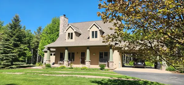 10743 White Pine Ln, Sister Bay, WI 54234
