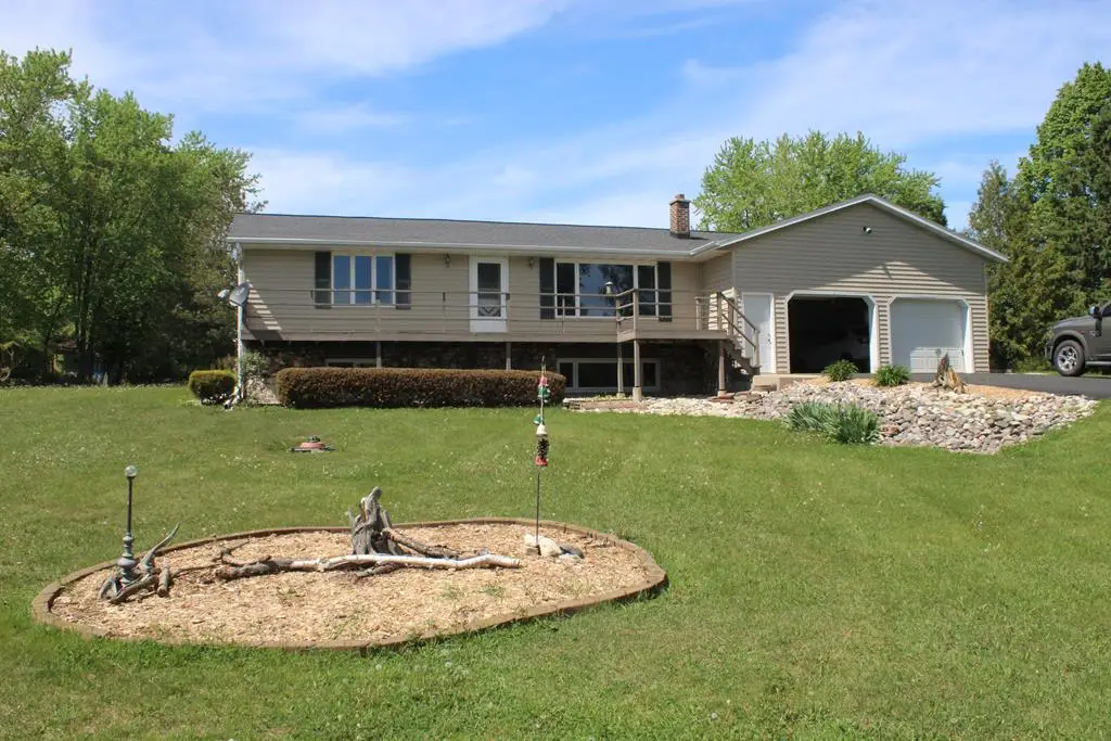 E2664 Rocky Ct, Kewaunee, WI 54216 - #1