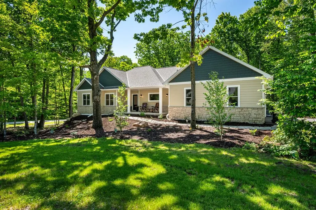 7886 Apple Ridge Rd, Egg Harbor, WI 54209 - #1