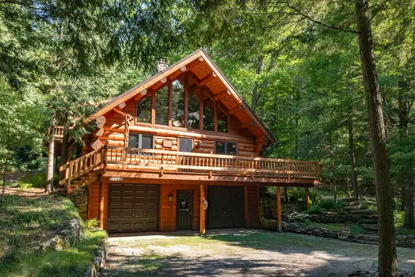 6690 Birch Ln, Egg Harbor, WI 54209