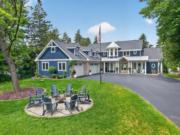 4491 Sherwood Point Rd, Sturgeon Bay, WI 54235