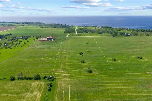 Debroux Rd, Sturgeon Bay, WI 54235