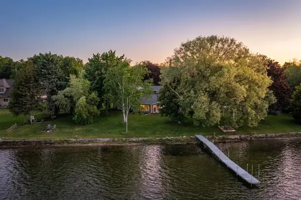 1537 Cove Rd, Sturgeon Bay, WI 54235