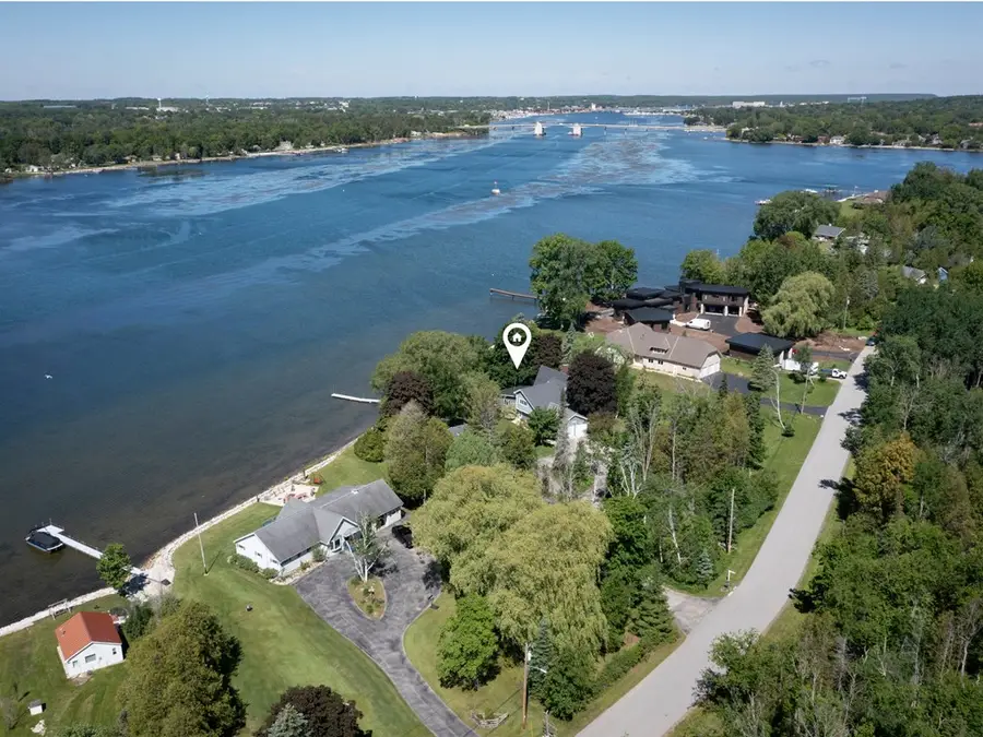 1537 Cove Rd, Sturgeon Bay, WI 54235 - #2