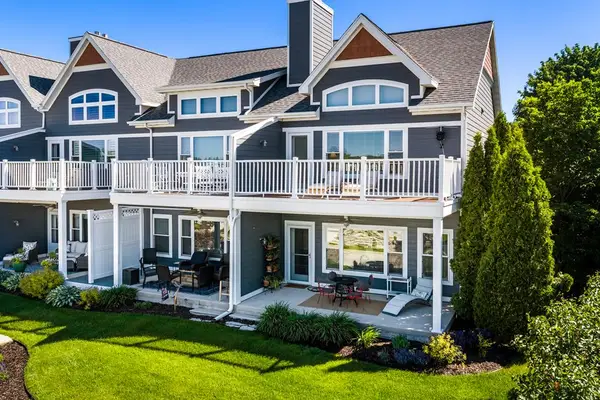 416 S 3rd Ave #6, Sturgeon Bay, WI 54235