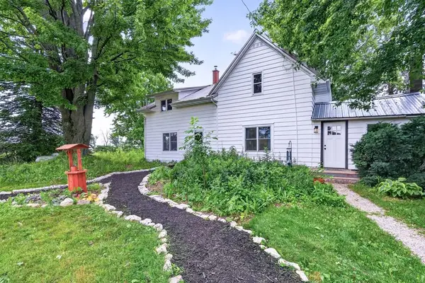 N8421 County Rd D, Algoma, WI 54201