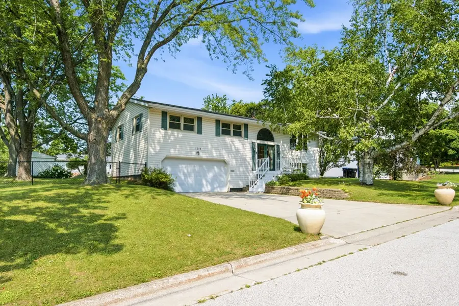 133 N 9th Pl, Sturgeon Bay, WI 54235 - #2