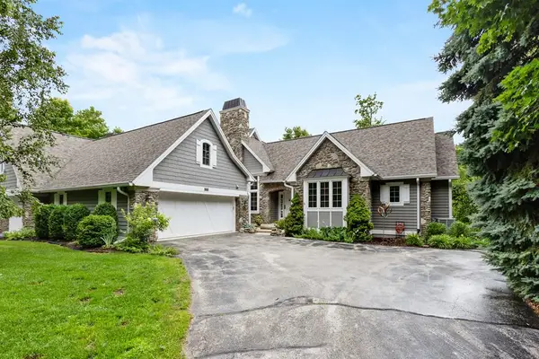 10685 Commodore Cir #602, Sister Bay, WI 54234