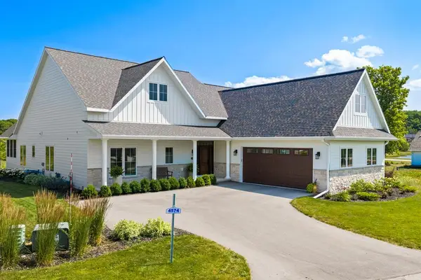 4574 Shinnecock Ct, Egg Harbor, WI 54209
