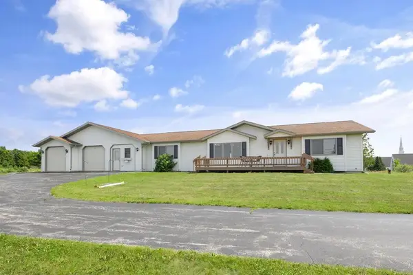 11842 Hwy 42, Ellison Bay, WI 54210