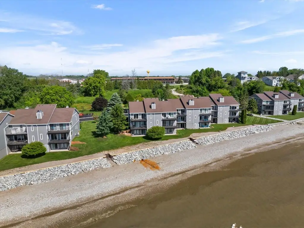 130 Summit Beach Dr #D, Algoma, WI 54201 - #1