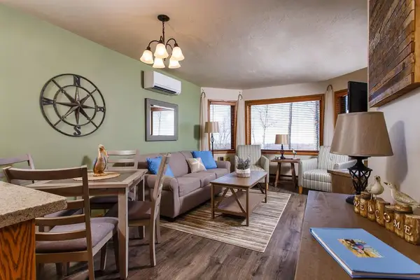 4908 Landmark Cir #225-A2*, Egg Harbor, WI 54209