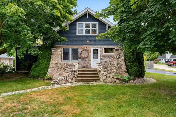 112 S Hudson Ave, Sturgeon Bay, WI 54235