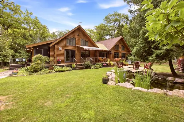 4588 Sherwood Point Rd, Sturgeon Bay, WI 54235