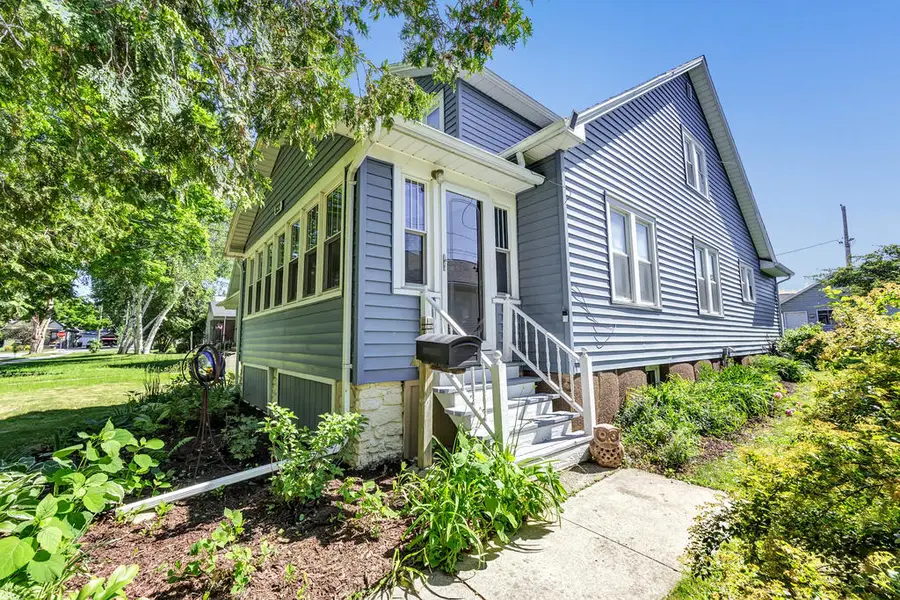 822 N 5th Ave, Sturgeon Bay, WI 54235 - #2