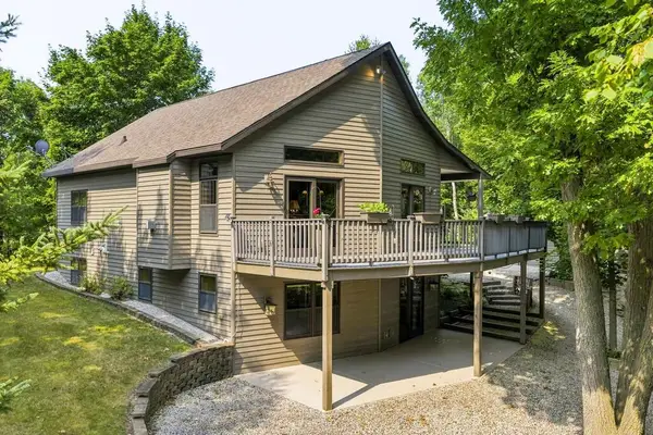 5470 Elaine Dr, Sturgeon Bay, WI 54235