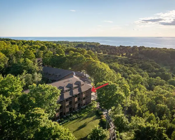 4908 Landmark Cir #1317, Egg Harbor, WI 54209